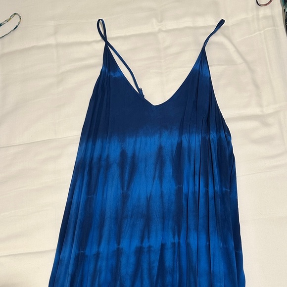 Colorful Maxi Dresses Set - Picture 4 of 8